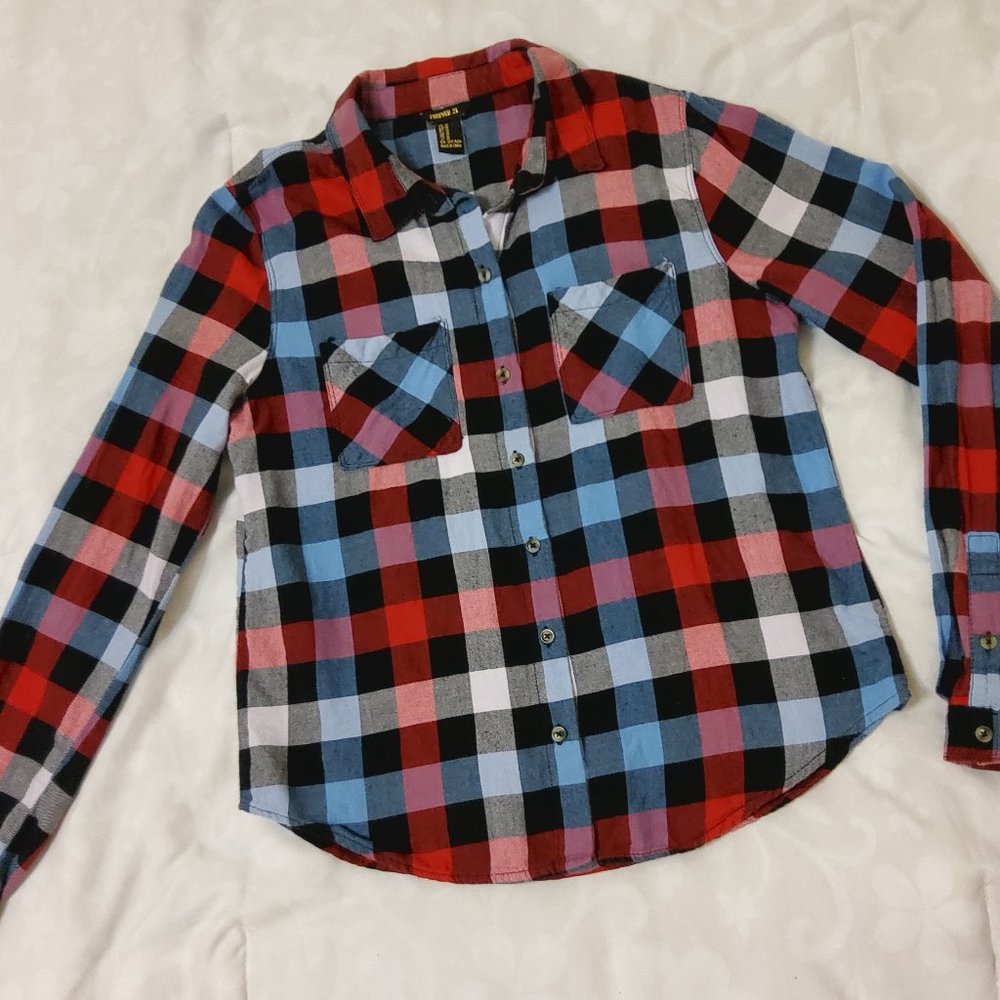Blue White Red Black Plaid Long Sleeve Button down Western Cowgirl Rodeo Medium